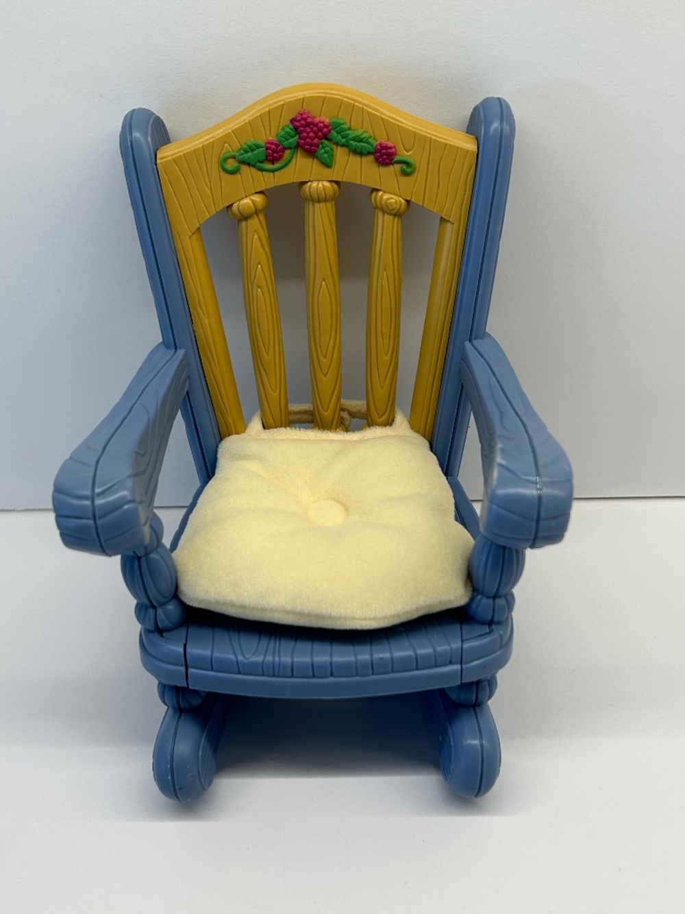 Vintage 90s Fisher Price Briarberry Bears Furniture Rocking Chair (93F)